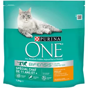 Croquettes au poulet et aux céréales complètes pour chat de 11 ans et plus 1.5 kg - PURINA